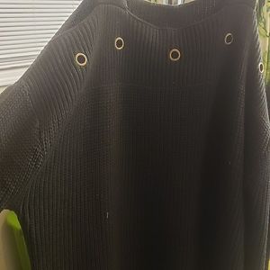 Zealand outfitters Sweater XL oversized, cold shoulder..Hunter Green